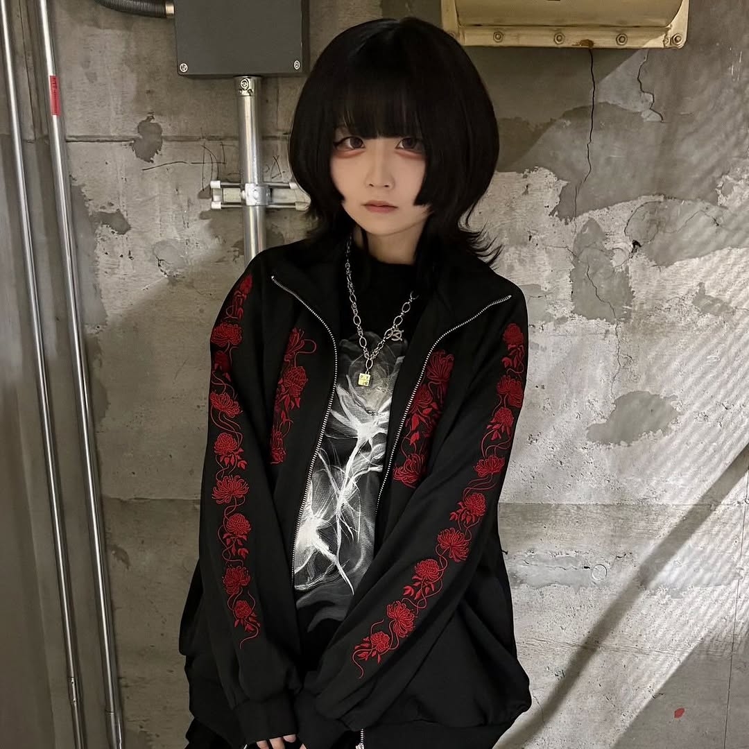 【STAFF】