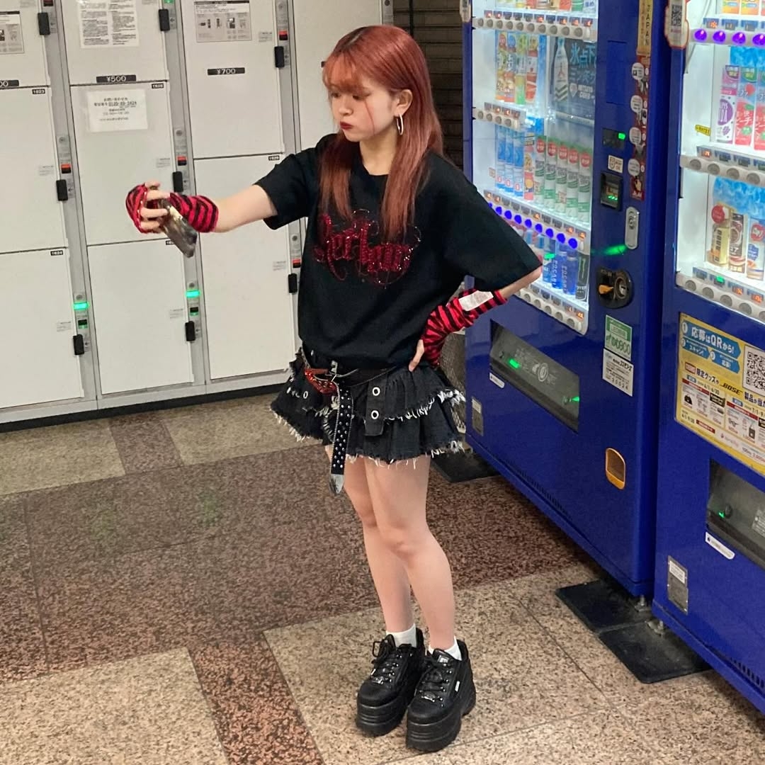 【STAFF】