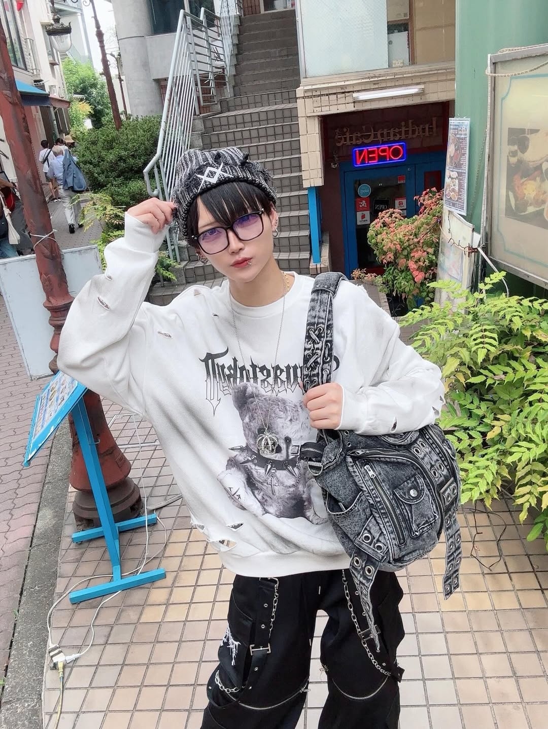 Staff Snap